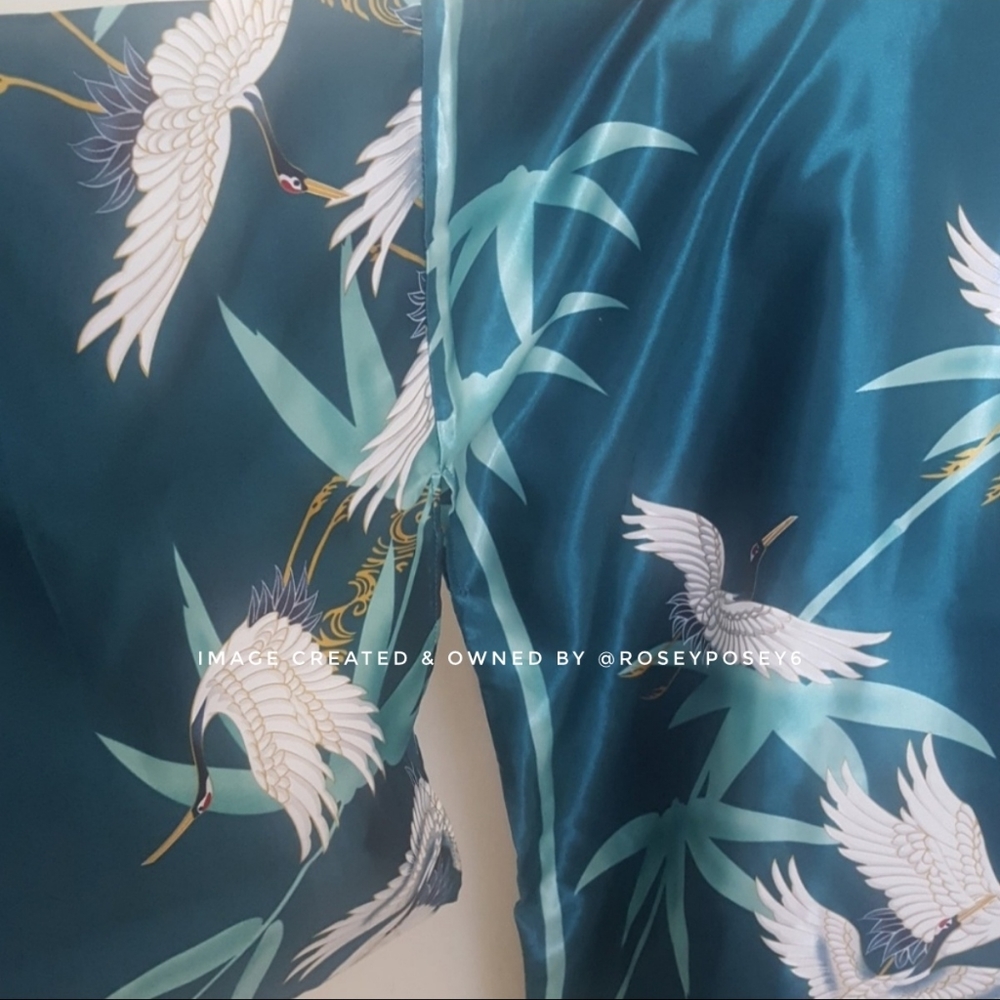 Japanese Crane Long Green Robe - Picture 4 of 8